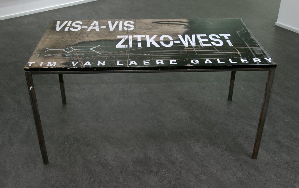 Franz West Via-à-Vis Otto Zitko, Gemeinschaftsarbeit von Franz West und Otto Zitko, 2003